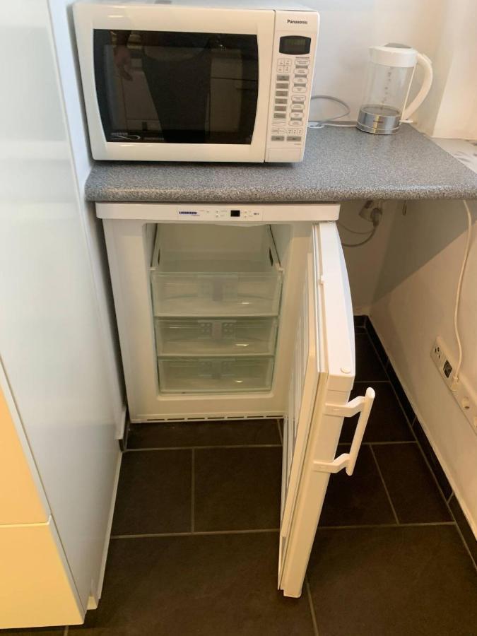 Mainpark Apartment 4 Schlafzimmer Bis Zu 10 Personen Direkt Ueber Aschaffapartment Bei Aschaffenburg Mainaschaff Kültér fotó