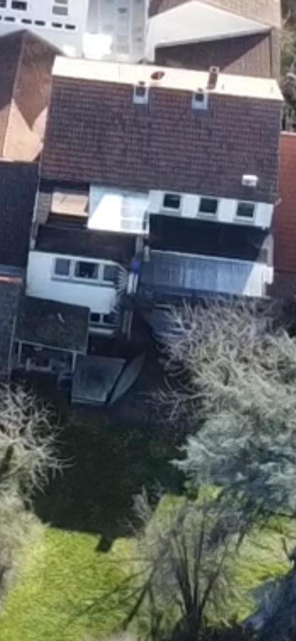 Mainpark Apartment 4 Schlafzimmer Bis Zu 10 Personen Direkt Ueber Aschaffapartment Bei Aschaffenburg Mainaschaff Kültér fotó