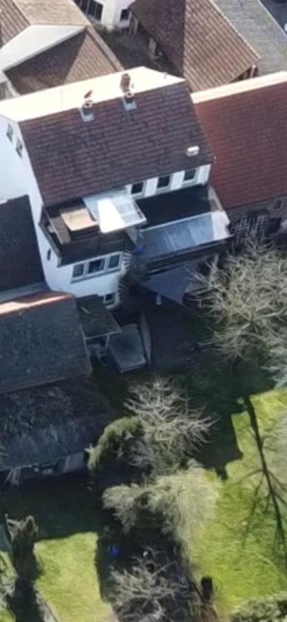 Mainpark Apartment 4 Schlafzimmer Bis Zu 10 Personen Direkt Ueber Aschaffapartment Bei Aschaffenburg Mainaschaff Kültér fotó